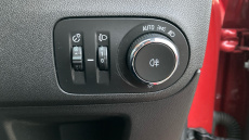 Vauxhall Crossland 1.2 Design 5dr Petrol Hatchback